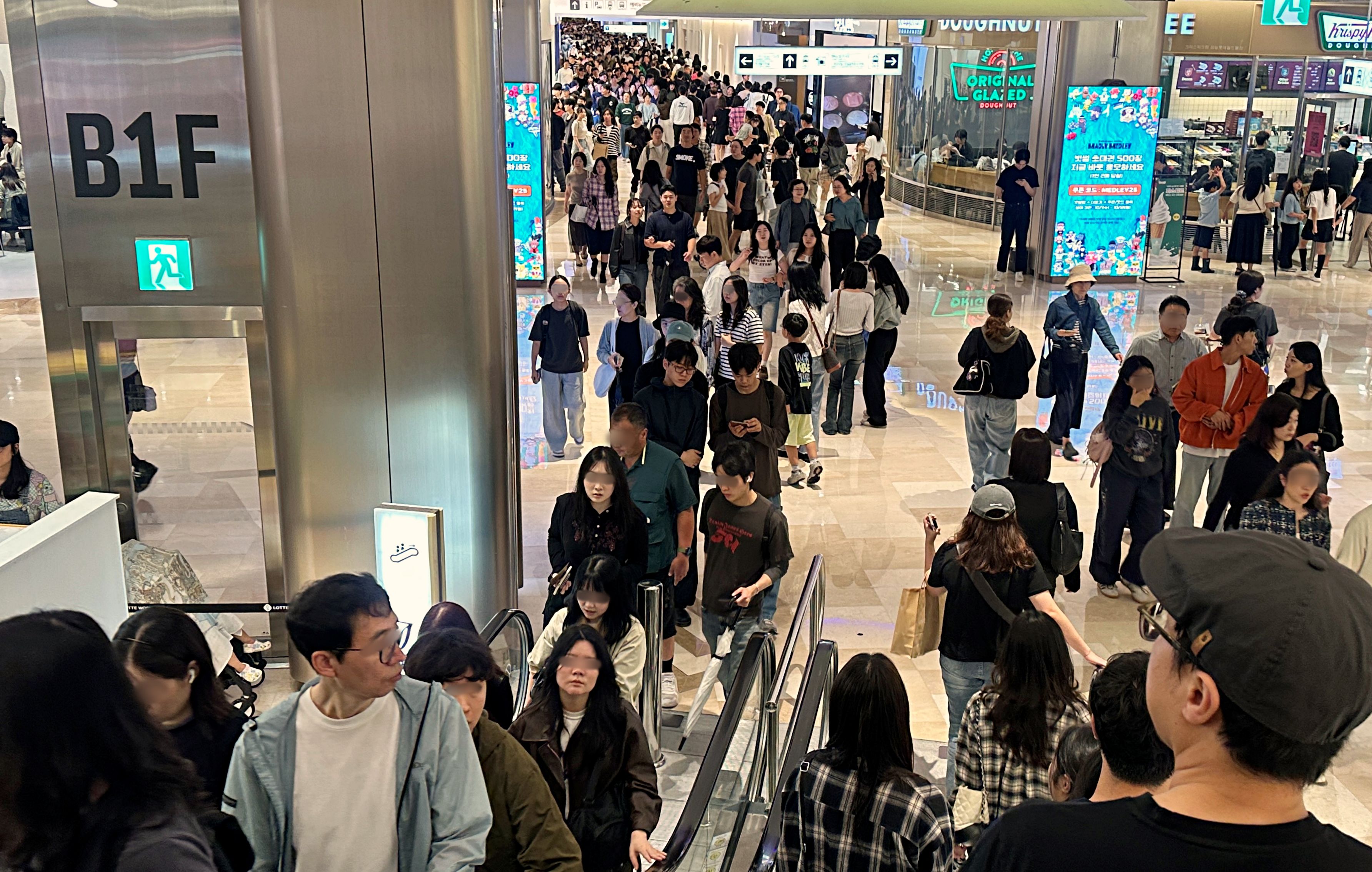 롯데백화점, 10월 황금연휴에 외국인 매출 40% 껑충... K-패션 강세 5756-Image